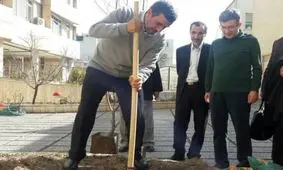 احمدی نژاد کجاست؟ 