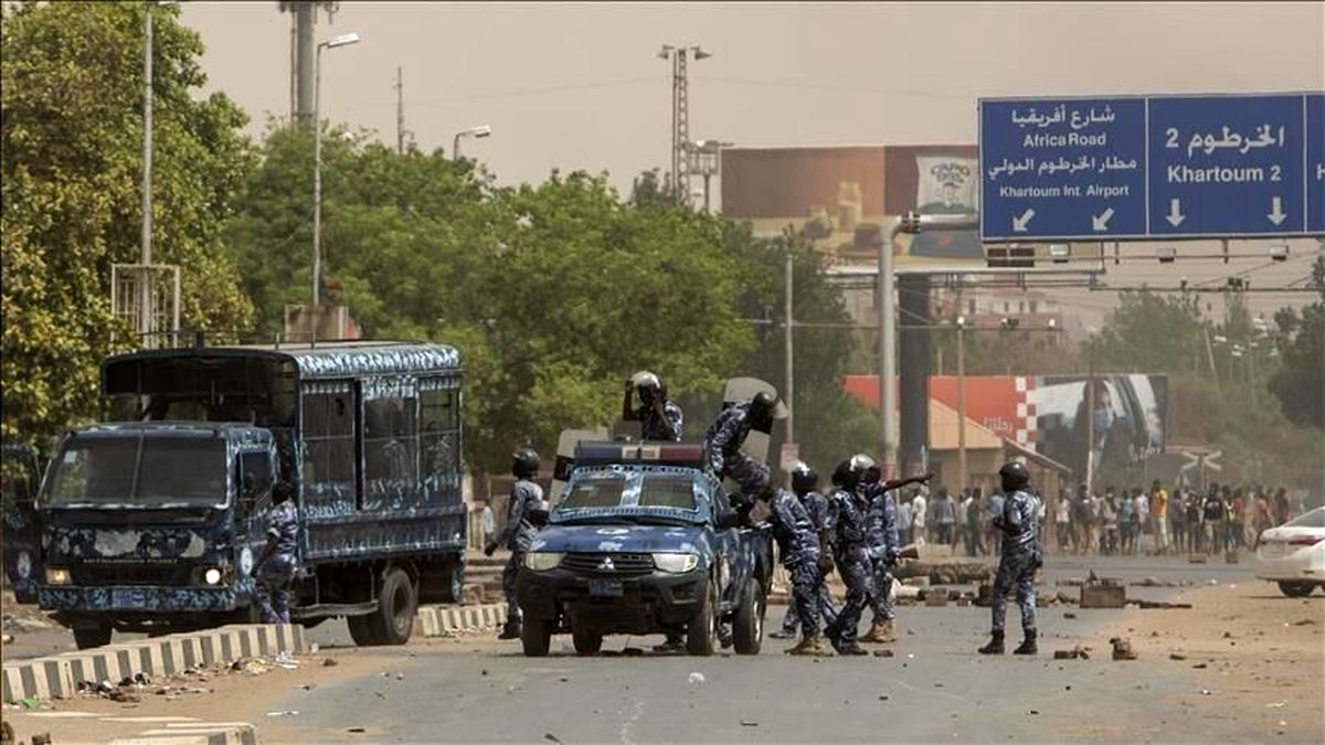 تظاهرات در سودان؛ قطع اینترنت و تلفن/۵ معترض کشته شدند