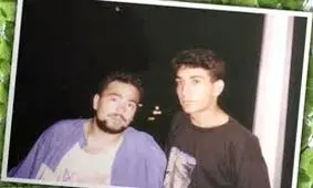 عکس زیرخاکی و قدیمی از شادمهر عقیلی و خشایار اعتمادی در جاده شمال با قلیان