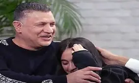  از خجالت شدید دختر علی دایی مقابل فردوسی‌پور و پژمان جمشیدی تا لباس گران قیمت او/ اسطوره فوتبال ایران: یک سال و نیم است ممنوع‌المعامله‌ام اما ممنوع المربی گری نیستم!/ ویدئو

