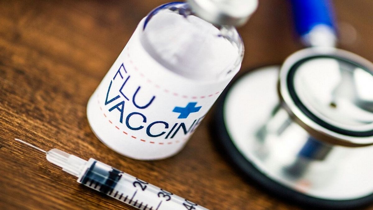 واکسن آنفلوآنزای گروه‌های پرخطر تامین شده است