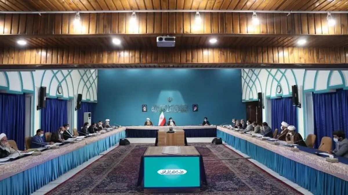 شورای عالی انقلاب فرهنگی نهایت تدبیر خود را برای اجرای حکم مقام معظم رهبری به کار گیرد

