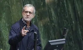  از اول انقلاب تصمیم‌هایی گرفته‌‌ایم که اکنون هزینه آنها را می‌پردازیم/ هنوز برای قضاوت در مورد عملکرد دولت زود است