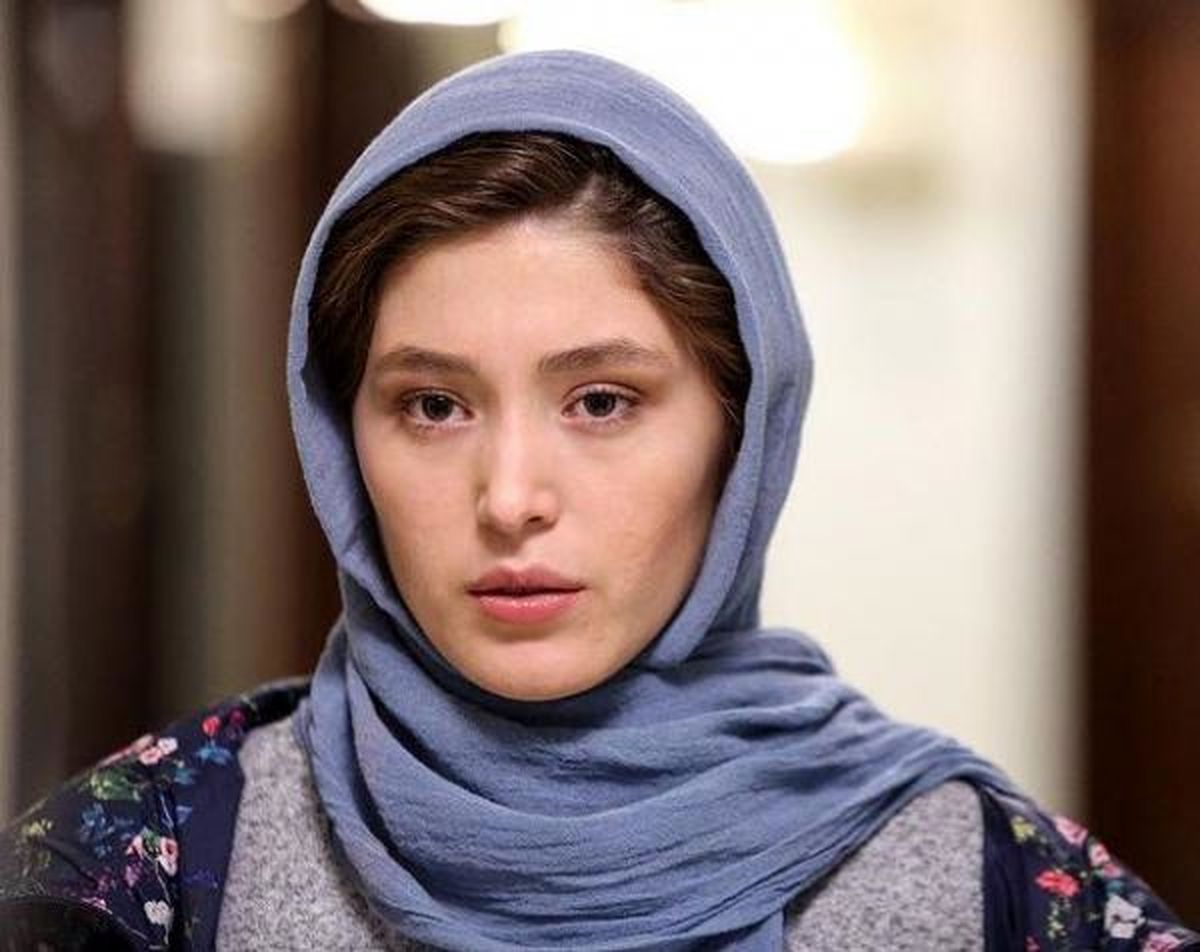 فرشته حسینی، در لباس سربازی
