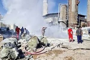 لحظه هولناک انفجار در شرکت پالایش نفت پارسیان؛ یک نفر کشته و سه نفر مصدوم شدند/ ویدئو 