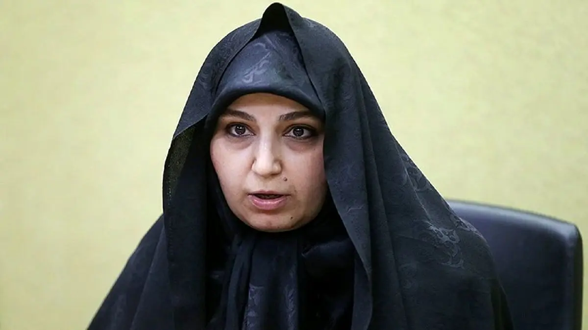 پیشنهاد نرجس سلیمانی؛ با توجه به منش رهبر انقلاب باغ کتاب به نام ایشان مزین شود