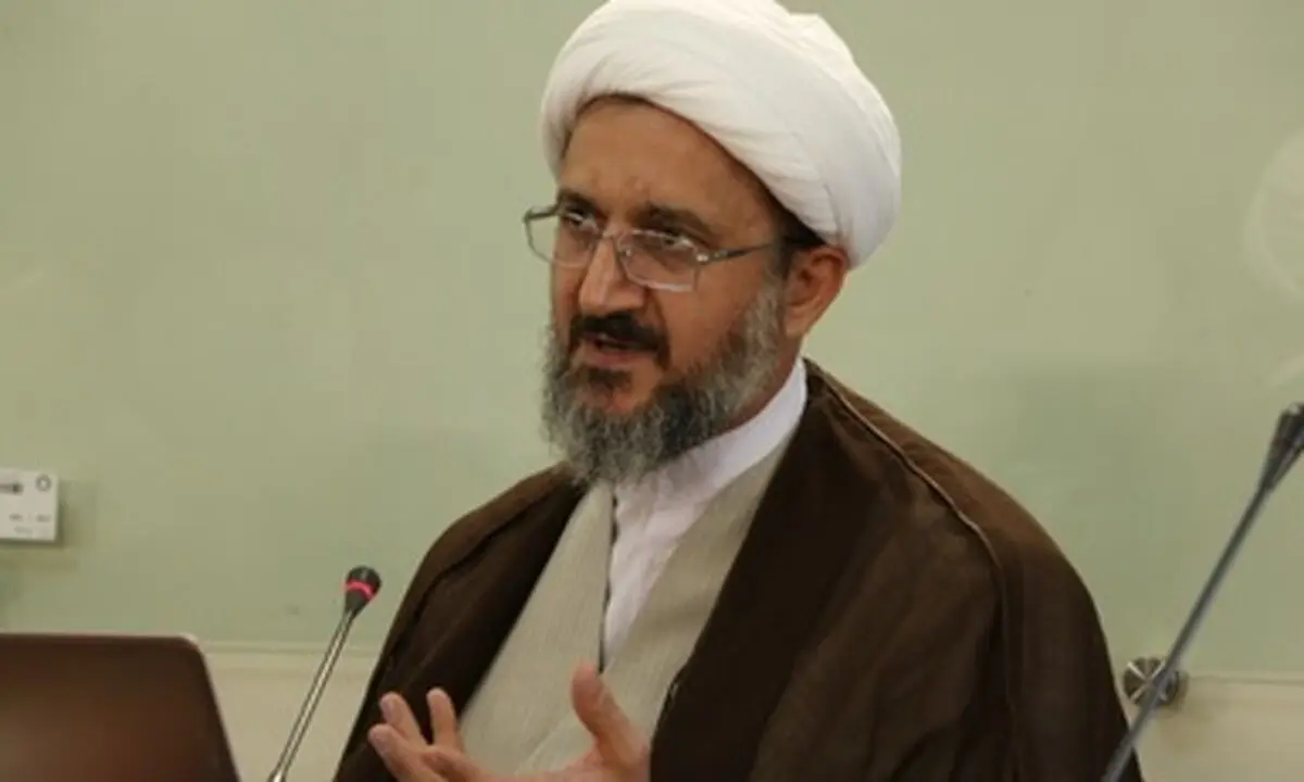  اساتیدی که نُرم های نظام اسلامی را قبول ندارند، نمی توانند حقوق بگیر نظام باشند

