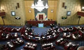 یونان: ایران خدمه نفتکش‌های توقیف شده را آزاد کرد