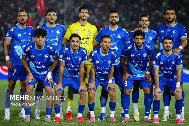پرسپولیس با یک برد دو استقلال را زد/ سرخپوشان و تکراری یک نوستالوژی!