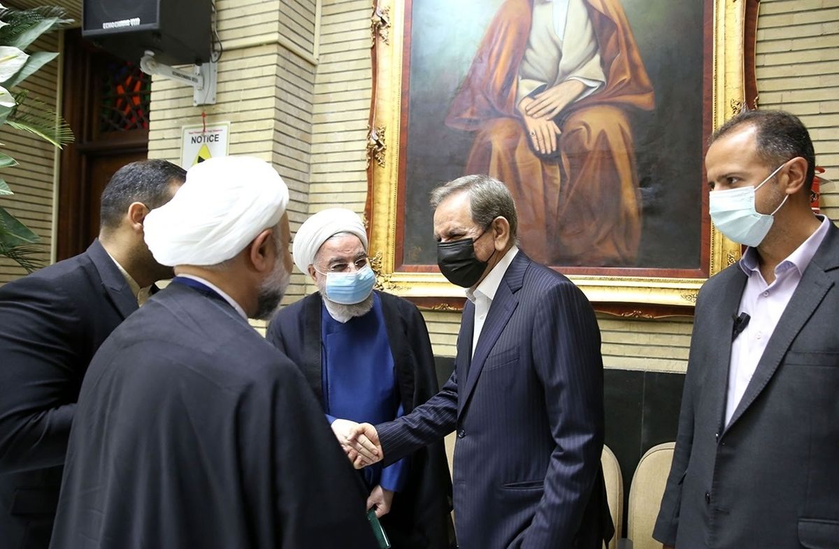 روحانی و جهانگیری در مراسم ختم مادر عیسی کلانتری/ عکس