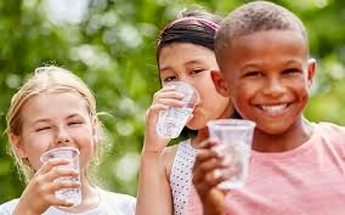 کودکان روزانه چقدر آب بنوشند؟