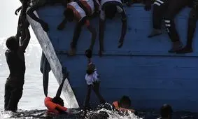 مرگ بیش از ۱۵۰ مهاجر به علت غرق شدن کشتی در سواحل سنگال

