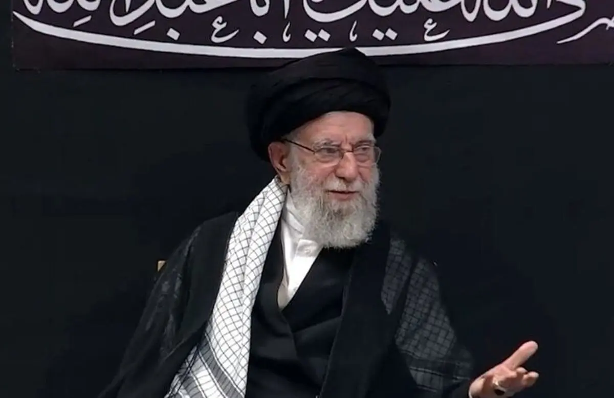  تصویری از حضور رهبر انقلاب در تخت جمشید

