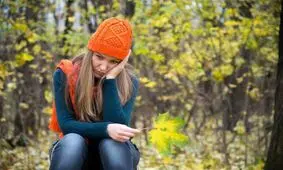افسردگی پاییز یا افسردگی فصلی چیست؟ 