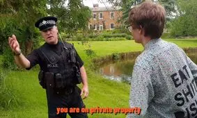 ۴ نفر پس از مدفوع کردن در ملک نخست وزیر بریتانیا بازداشت شدند/ «هدیه خداحافظی» برای ریشی سوناک

