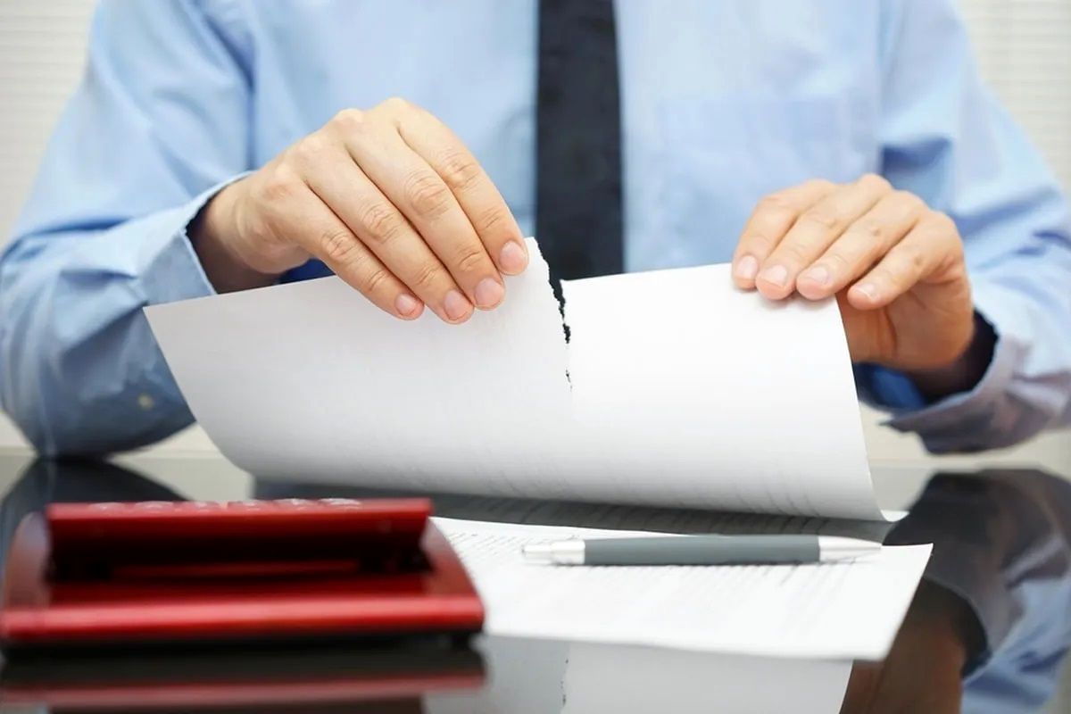 شرط فسخ معاملات ملکی چیست؟