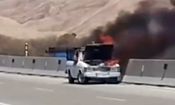 آتش سوزی سواری وانت در ایلام/ ویدئو 