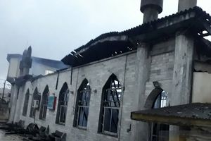  آتش سوزی مهیب یک مسجد در زیباکنار/ ویدئو