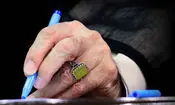 ورزشکارانی که از رهبر شهید انگشتر هدیه گرفتند