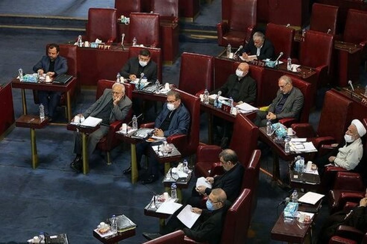 لاریجانی، شمخانی و محسن رضایی در جلسه اضطراری مجمع تشخیص مصلحت نظام/ عکس