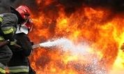 بازار بزرگ بندرعباس معروف به مگامال دچار آتش سوزی شده است
