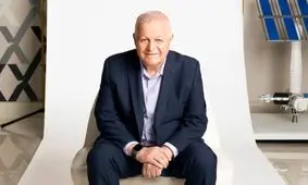 «کمال غفاریان»، میلیاردر ایرانی‌تبار و کارآفرین در حوزه هوافضا در آمریکا/ او به ناسا برای بازگشت به ماه کمک می‌کند
