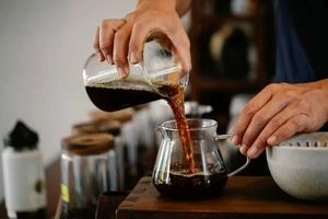 با مصرف ۵ فنجان قهوه در روز چه اتفاقی برای سلامتی شما می افتد؟
