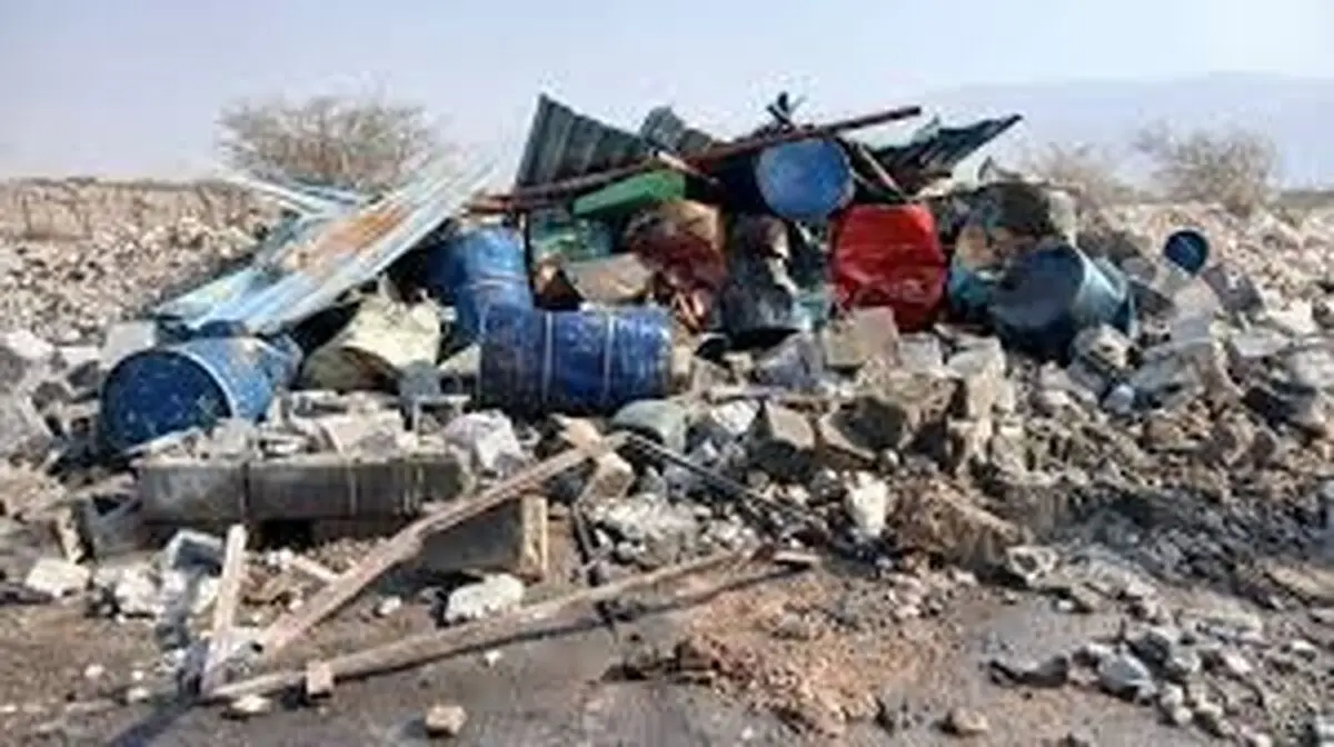 کشف ده‌ها انبار سوخت غیرمجاز در بندرعباس/ ویدئو