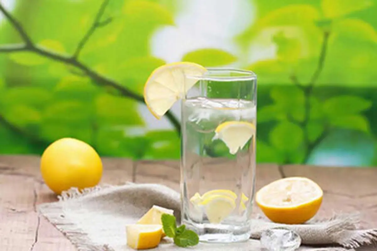 نوشیدنی ها چگونه باعث چاقی می‌شوند؟