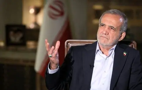  پاسخ پزشکیان درباره عمل نکردن به شعار انتخاباتی خود درباره گران نکردن بنزین/ ویدئو