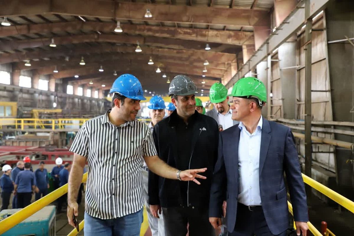 تولید لوله های خطوط جریانی میدان نفتی شادگان در کارخانه ERW شرکت لوله سازی اهواز