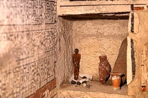 مقامات مصری از پنج مقبره باستانی کشف شده در سقاره رونمایی کردند 