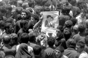 تصاویری از ایام رحلت امام خمینی(ره)  در خرداد ۱۳۶۸ 