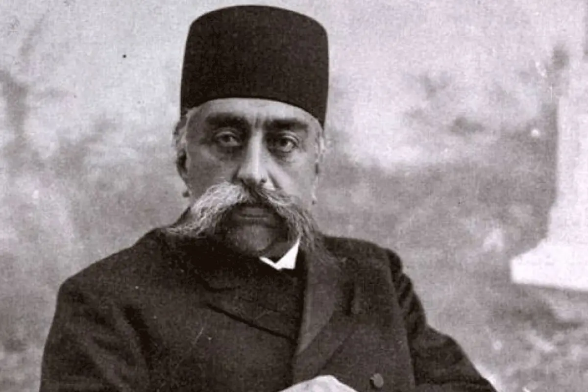 سفر در زمان؛ روز جشن تولد «مظفرالدین شاه» و آذین بندی بانک ایران و انگلیس