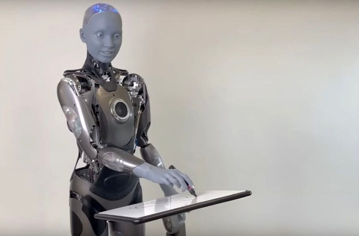 نقاشی‌کشیدن پیشرفته‌ترین ربات انسان‌نما/ ویدئو