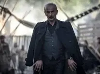 امین حیایی در فیلم غریزه سکانس خوردن مشروت: مجبور به 13 بار تکرار و سر کشیدن بطری آب شدم/ ویدئو