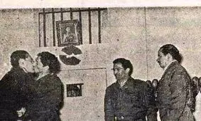 زندانیان نظامی برای آزادی تئاتر بازی کردند!