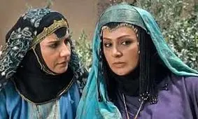 فریبا کوثری: دو نقش را خیلی دوست داشتم : عمره و فروغ/ ویدئو