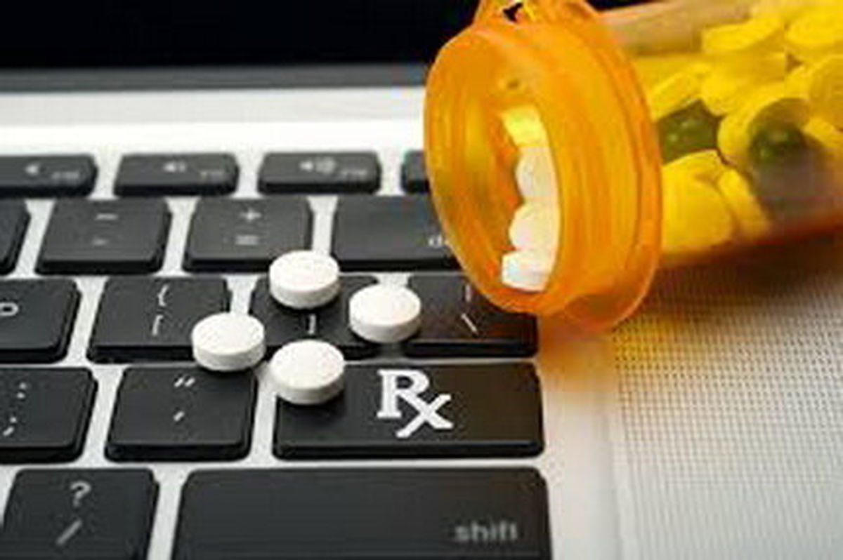 دستورالعمل جدید فروش اینترنتی دارو؛ داروخانه ها وارد عرصه خدمات غیرحضوری شدند