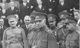 داستان زندگی رضاشاه؛ دیکتاتوری که تبعید شد 

