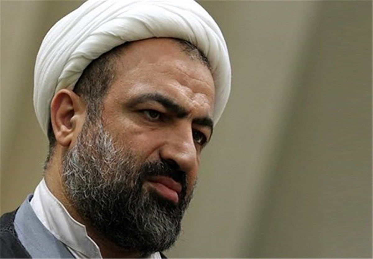 رسایی خواستار اخراج و ممنوع الخروجی دانشجویان شریف شد