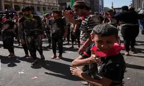 عزاداری زائران اربعین در بین الحرمین/ عکس