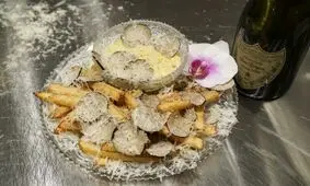گران ترین وعده های غذایی جهان؛ از برگر ۴ هزار پوندی تا پیتزای ۱۰ هزار پوندی