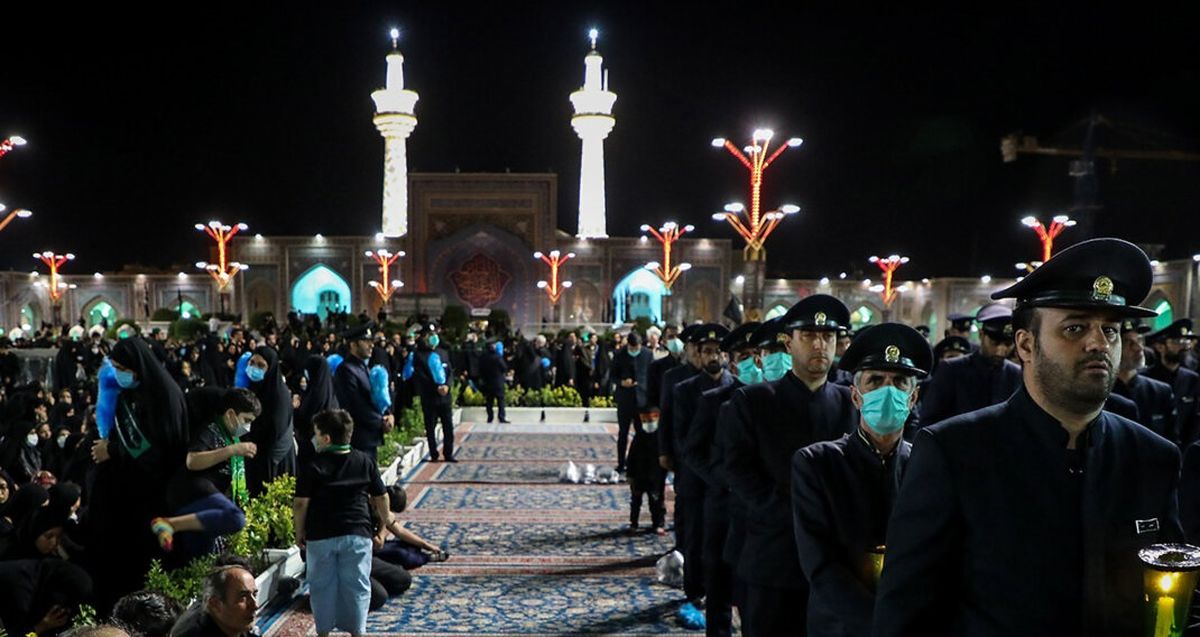 آیین خطبهخوانی شب شهادت امام رضا(ع) در مشهد برگزار شد