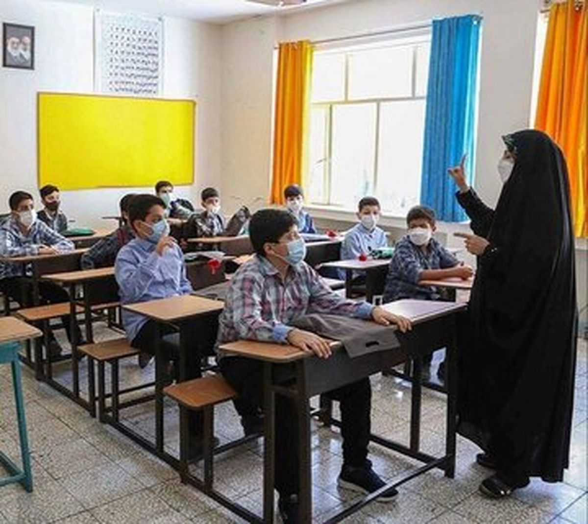 رد معلمان در گزینش بهدلیل تصویر بیحجاب در پروفایل