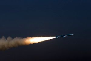 شلیک موشک به سایت دریایی ارتش اسرائیل/ ویدئو