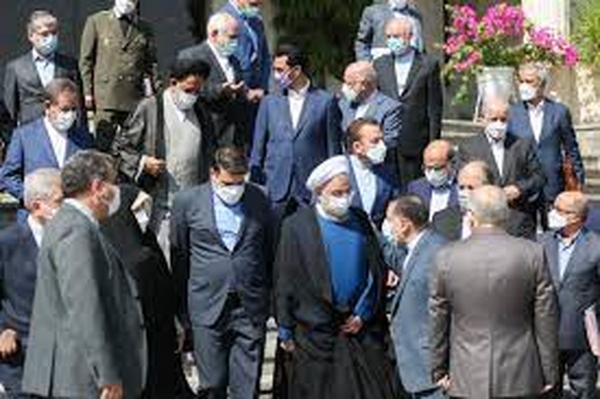 مدیران روحانی همچنان در پاستور