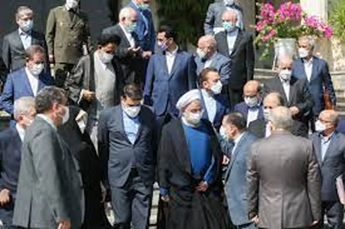 مدیران روحانی همچنان در پاستور
