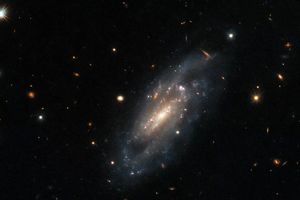 شکار یک کهکشان مارپیچی توسط هابل