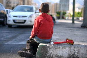 کودکان کار در معرض ابتلا به سوء‌تغذیه و بیماری های عفونی